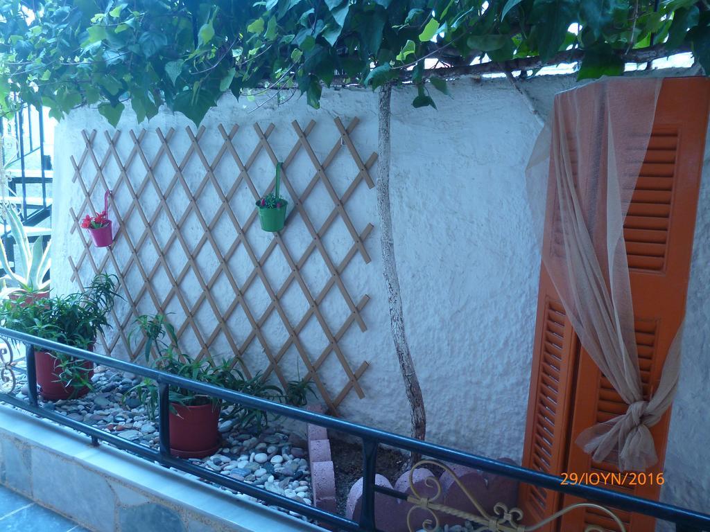 Golden Sun Rooms Pyrgi Thermis Екстериор снимка